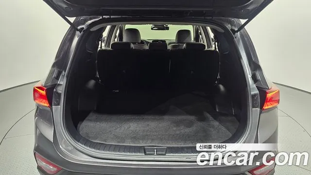 Hyundai Santa Fe 2019 thumb 2