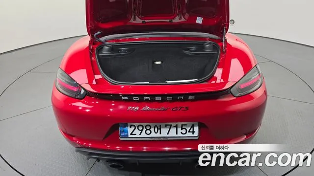 Porsche Cayman 2022 thumb 12