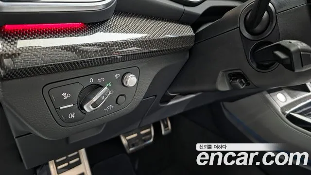 Audi SQ5 2021 thumb 12