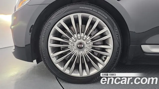 Kia K9 2019 thumb 8
