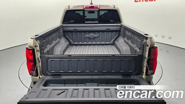 Chevrolet Colorado 2024 thumb 9