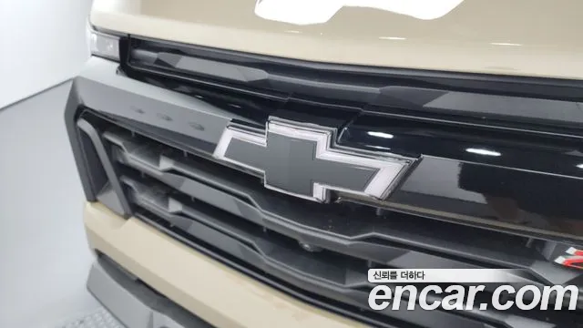 Chevrolet Colorado 2024 thumb 12