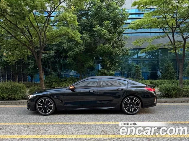 BMW 8 серии 2026 thumb 3