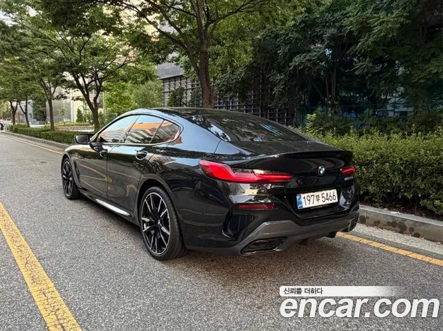BMW 8 серии 2026 thumb 10