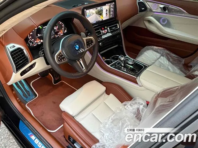 BMW 8 серии 2026 thumb 8
