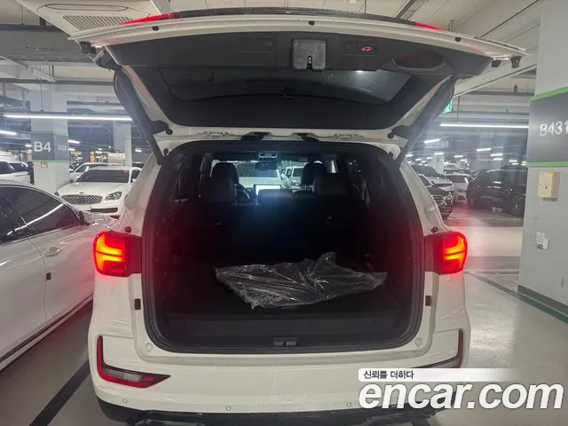 KG_Mobility_Ssangyong Rexton 2024 thumb 3