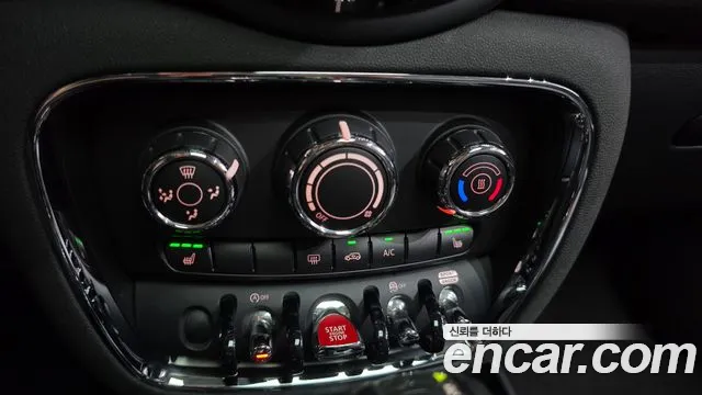 Mini Clubman 2019 thumb 10