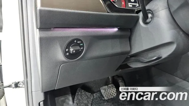 Volkswagen Jetta 2020 thumb 3