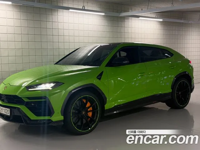 Lamborghini Urus 2021 thumb 12