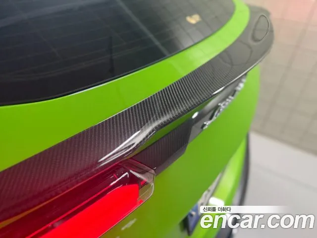 Lamborghini Urus 2021 thumb 3