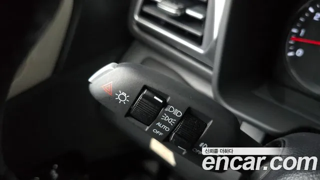 KG_Mobility_Ssangyong TIBOLI 2023 thumb 9
