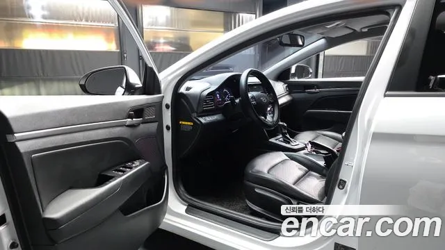 Hyundai Avante 2019 thumb 7