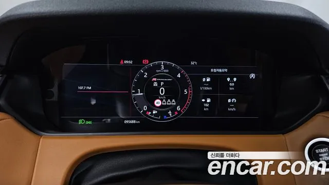 Land Rover Range Rover Velar 2019 thumb 3