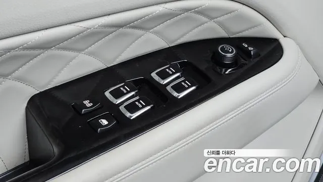 KG_Mobility_Ssangyong Rexton 2024 thumb 10