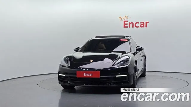 Porsche Panamera 2019 thumb 11