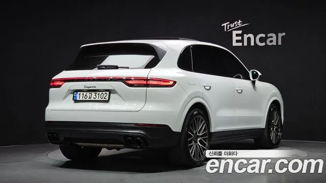 Porsche Cayenne 2019 thumb 5