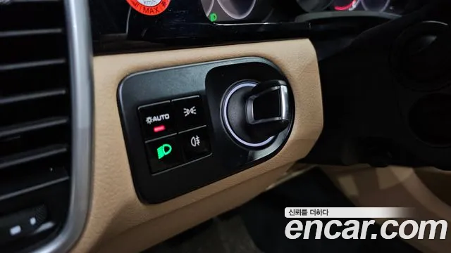 Porsche Cayenne 2019 thumb 4