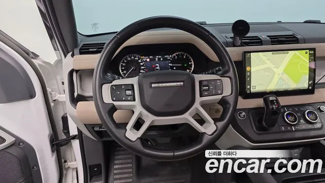 Land Rover Defender 2022 thumb 2
