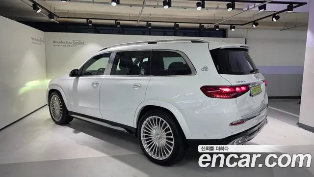 Mercedes-Benz GLS 2026 thumb 2