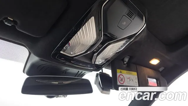 BMW 8 серии 2022 thumb 2