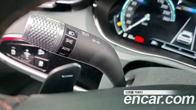 Genesis GV70 2022 thumb 3