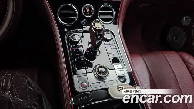 Bentley Continental 2020 thumb 8