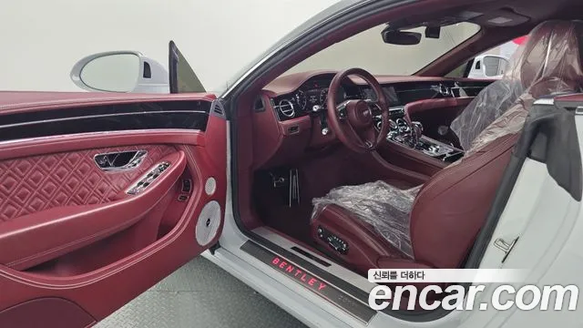 Bentley Continental 2020 thumb 9