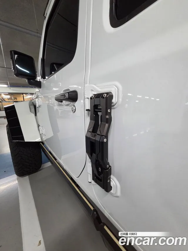 Jeep Gladiator 2021 thumb 4