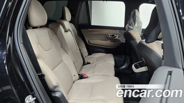Volvo XC90 2025 thumb 9