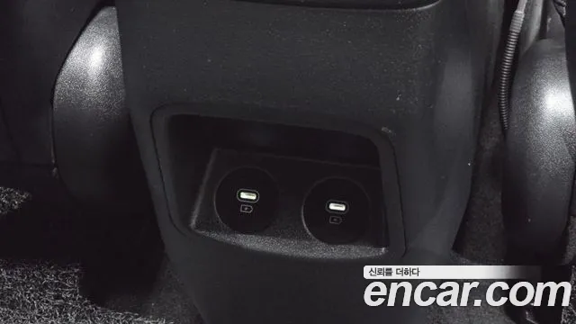 Kia EV6 2023 thumb 5
