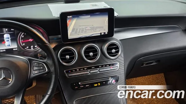 Mercedes-Benz GLC 2019 thumb 11