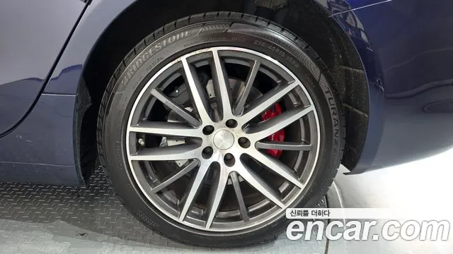 Maserati Ghibli 2019 thumb 2