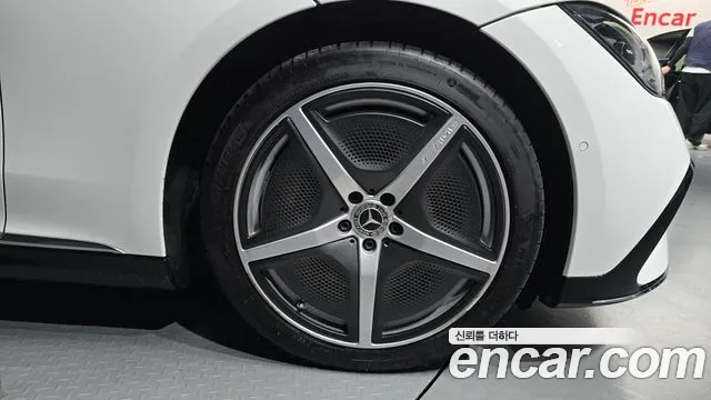 Mercedes-Benz EQE 2023 thumb 6