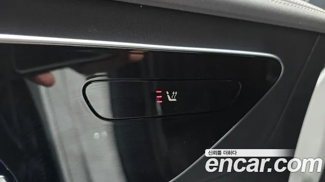 Mercedes-Benz EQE 2023 thumb 5