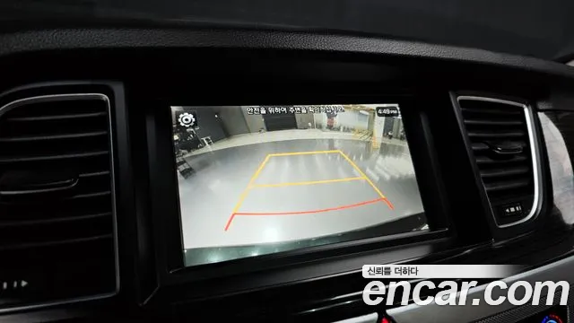 Genesis G80 2019 thumb 2