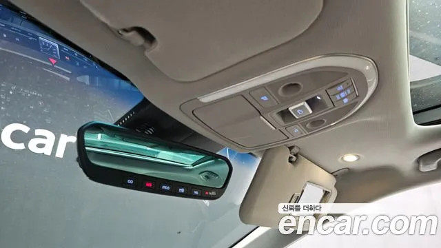 Genesis G80 2019 thumb 4