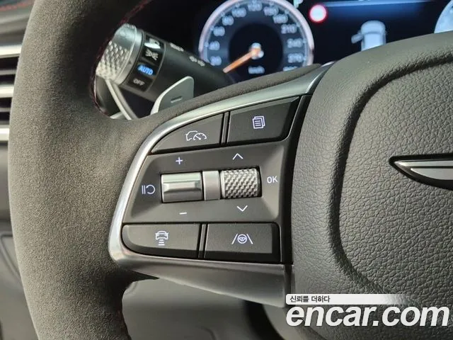 Genesis G70 2024 thumb 10