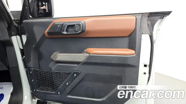Ford Bronco 2022 thumb 5