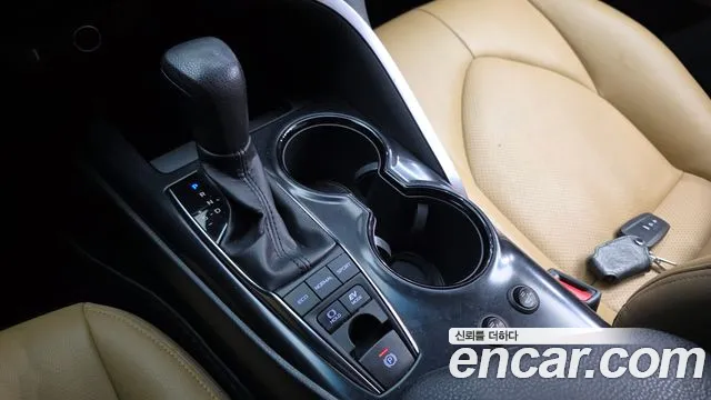 Toyota Camry 2019 thumb 4