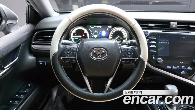 Toyota Camry 2019 thumb 5
