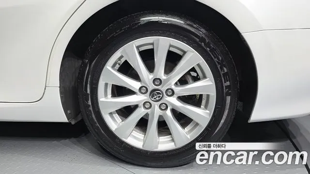 Toyota Camry 2019 thumb 8