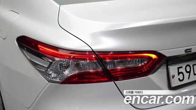 Toyota Camry 2019 thumb 6