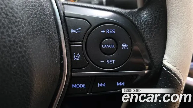 Toyota Camry 2019 thumb 2