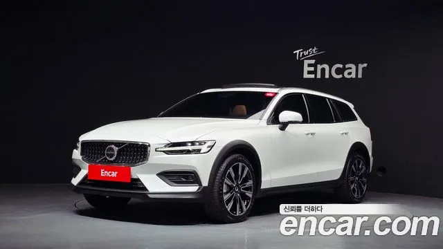 Volvo V60 2025 thumb 11