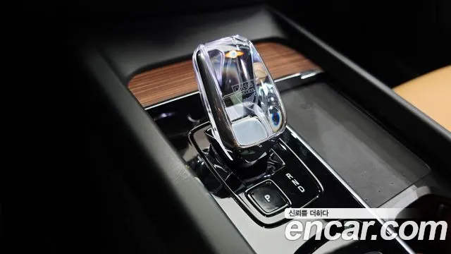 Volvo V60 2025 thumb 4