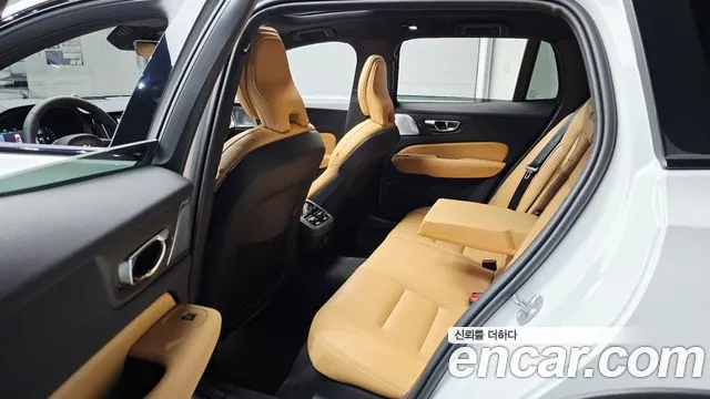 Volvo V60 2025 thumb 7