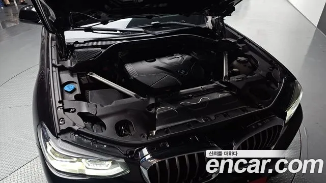 BMW X4 2020 thumb 3