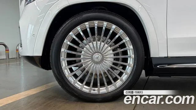 Mercedes-Benz GLS 2026 thumb 7