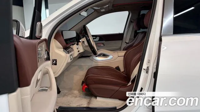Mercedes-Benz GLS 2026 thumb 12
