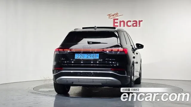 Audi Q4 e-tron 2022 thumb 4